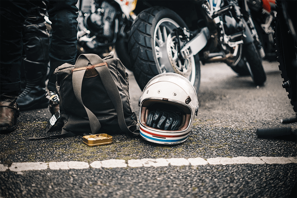 5 Signs to replace motorcycle helmets when